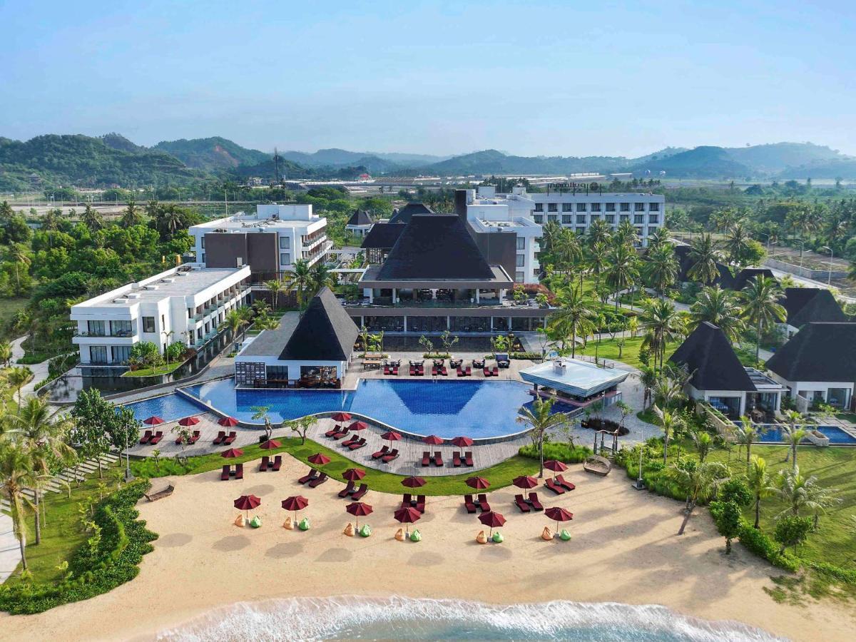 Pullman Lombok Merujani Mandalika Beach Resort Kuta  Esterno foto
