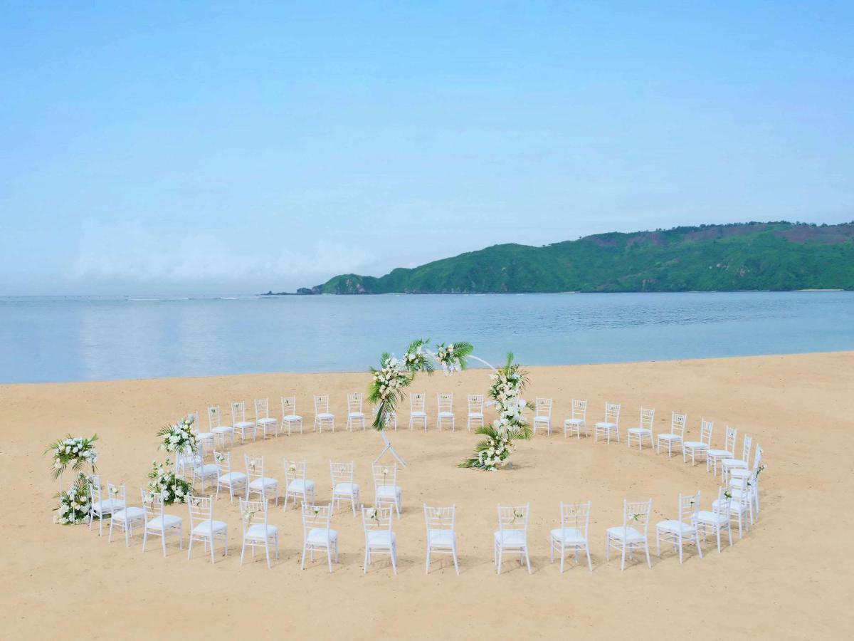 Pullman Lombok Merujani Mandalika Beach Resort Kuta  Esterno foto