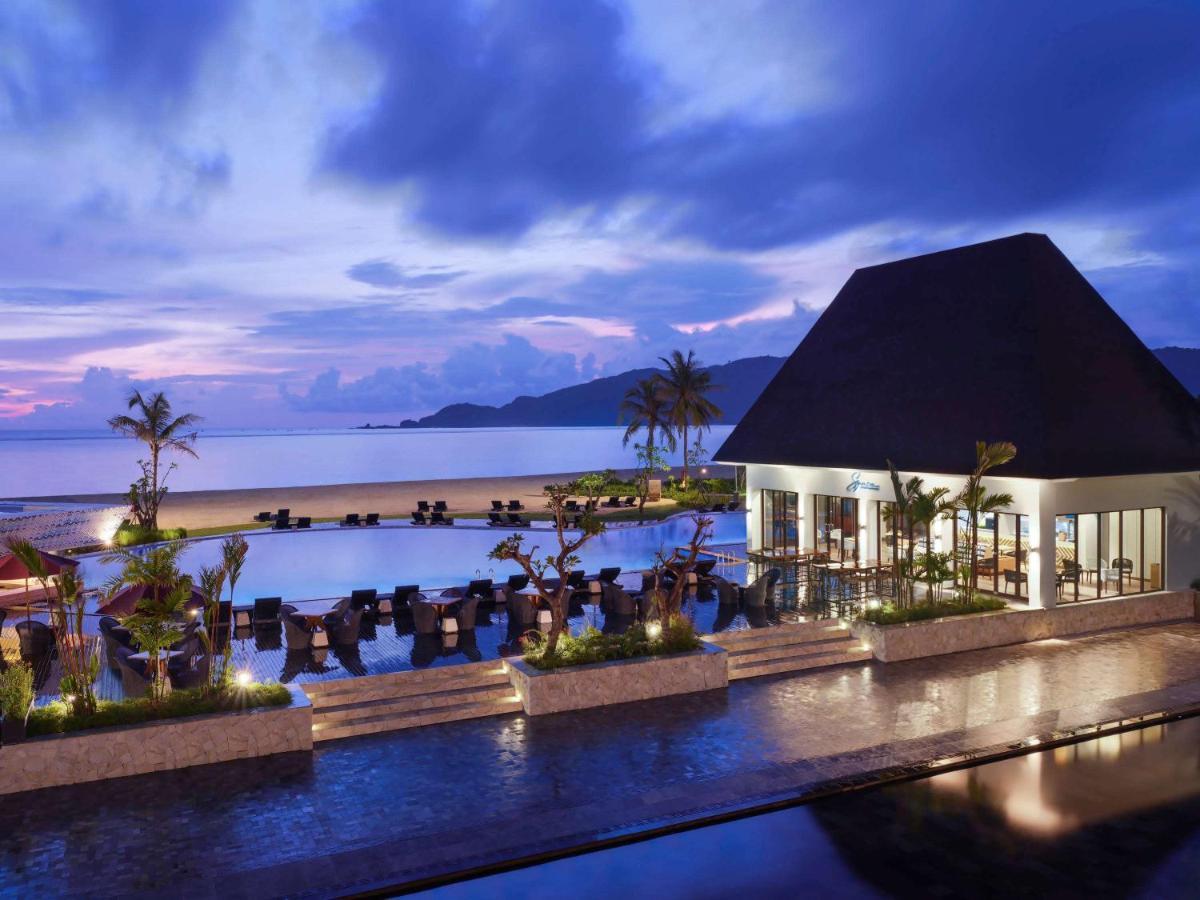 Pullman Lombok Merujani Mandalika Beach Resort Kuta  Esterno foto