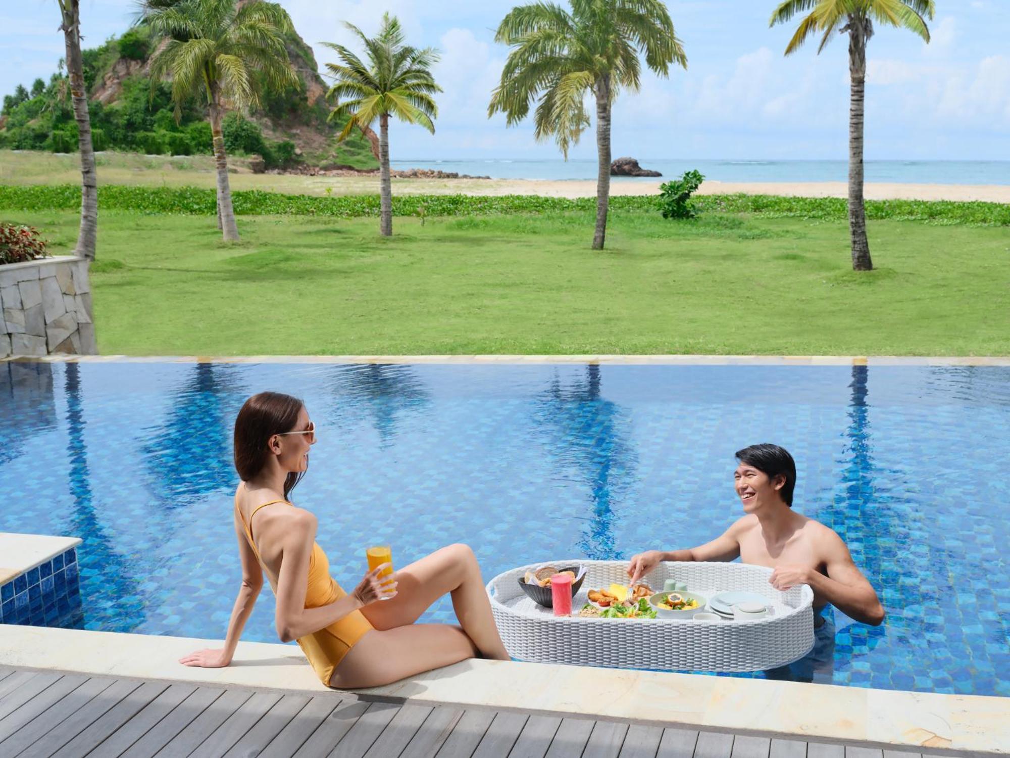 Pullman Lombok Merujani Mandalika Beach Resort Kuta  Esterno foto